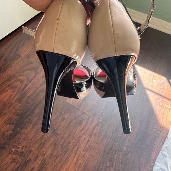 Guess Black and Cream T-Strap Heels - Picture 4 of 6